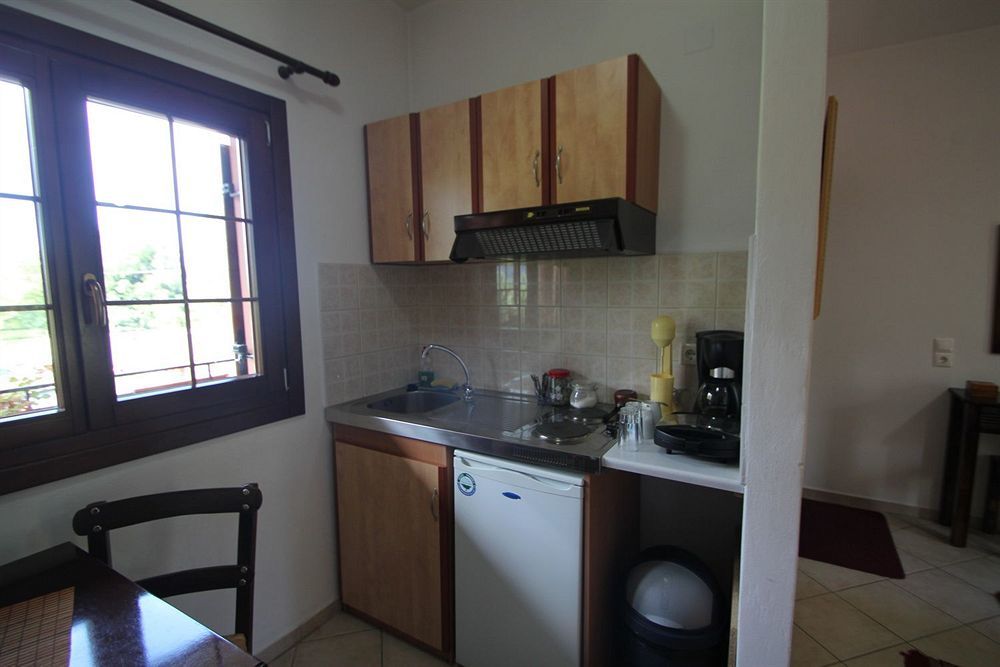 Artemis Apartments Конитса Экстерьер фото