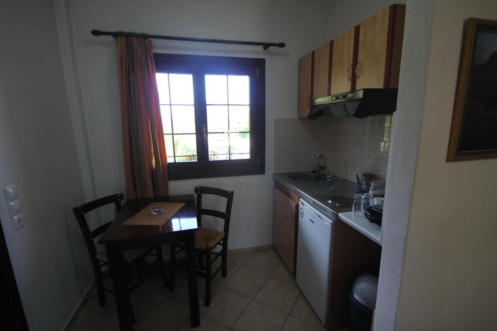 Artemis Apartments Конитса Экстерьер фото