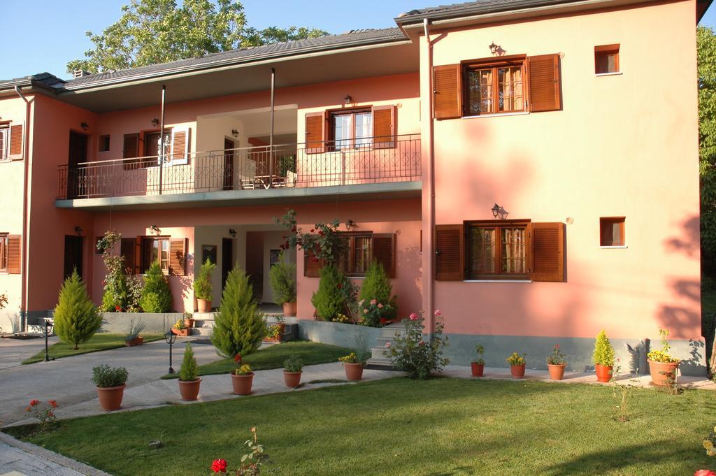 Artemis Apartments Конитса Экстерьер фото
